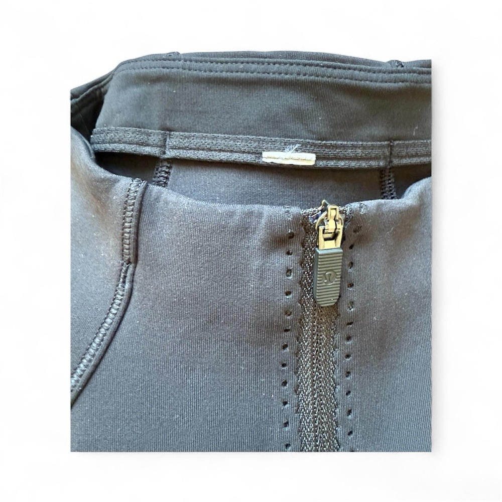 lululemon athletica Black Long Sleeve Sweatshirt - Picture 6 of 6